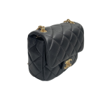 香奈儿经典口盖包